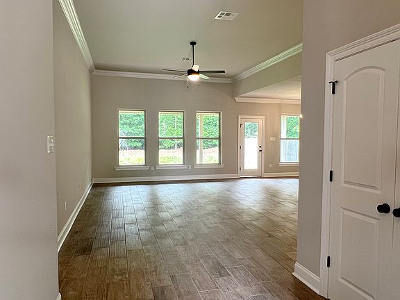 Irises IV B - Living Room - DSLD Homes