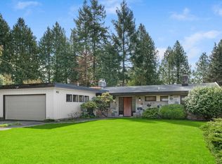 4672 Neville St, Burnaby, BC