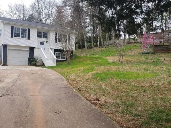 121 Oliver Dr, Dahlonega, GA 30533