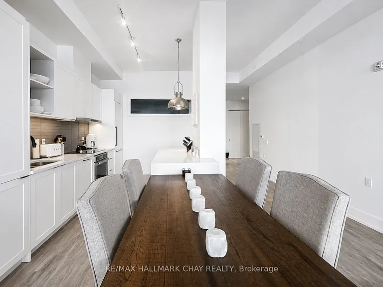 185 Dunlop St E #Penthouse 04 — Photo 10