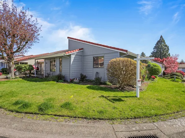 1616 N Johnson Dr, Newberg, OR 97132