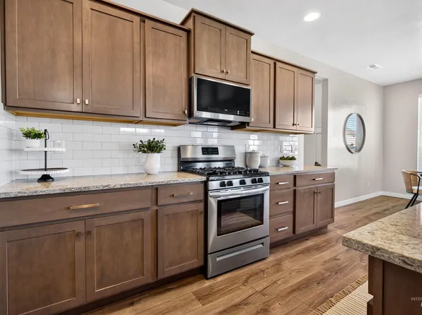 4102 W Spring House Dr, Eagle, ID 83616