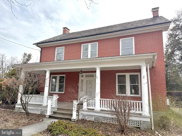 514 E Main St, Annville, PA 17003