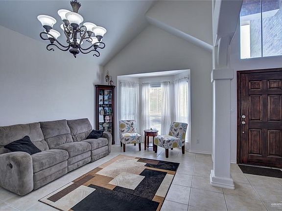 3rd image of 2507 Nicole Dr