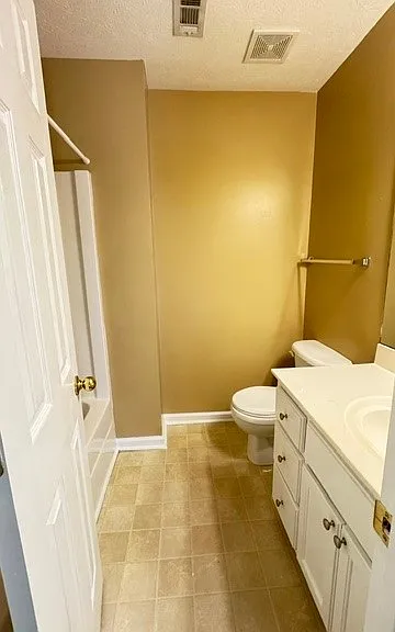 1333 Centerfield Ct — Photo 10