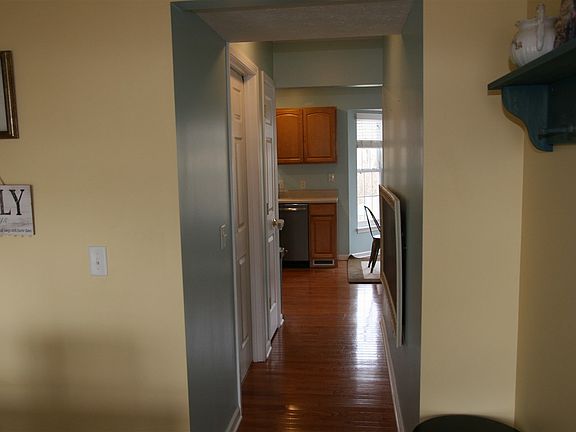 2nd image of 4252 W Breaburn Ct