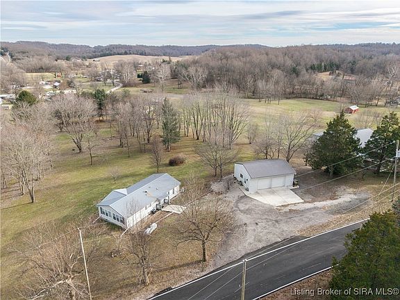 3rd image of 5045 Cardinal Drive NW