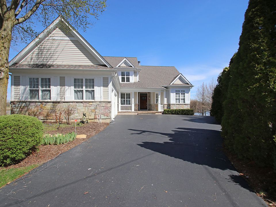 1st image of 40535 N Fairview Ln