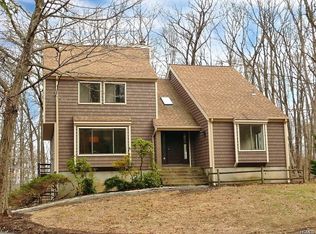 212 Pinesbridge Rd, Millwood, NY 10546