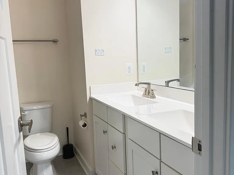 4812 Crest View Dr — Photo 25