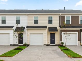 143 Randwick Ln, Greer, SC 29651