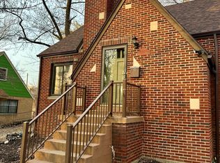 1521 Hayselton Dr, Jefferson City, MO 65109
