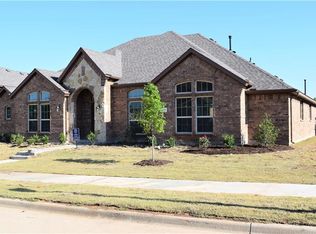 233 Wellington Dr, Desoto, TX 75115