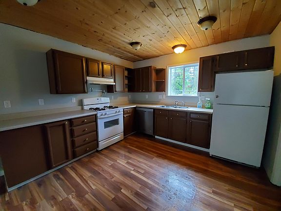 3rd image of 18203 Smokey Point Blvd APT B