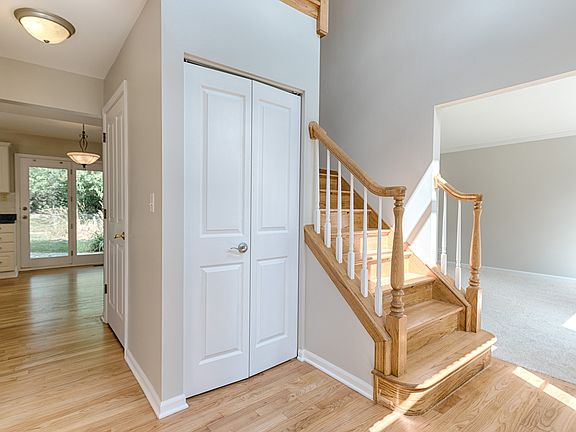 4th image of 12246 S Oxford Ln