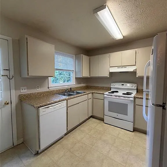 1337 Sweet Pine Dr — Photo 6