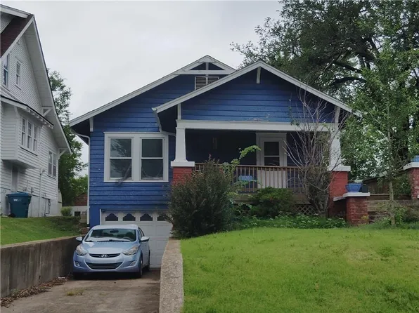 1120 Main St, Osawatomie, KS 66064