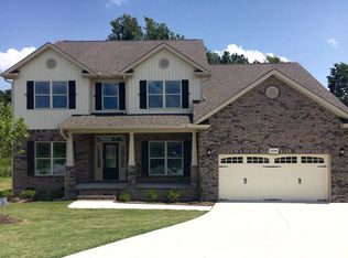 805 Colonial Dr, Alabaster, AL 35007