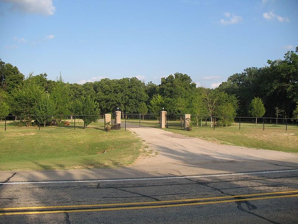 1st image of 3840 N Highway 121