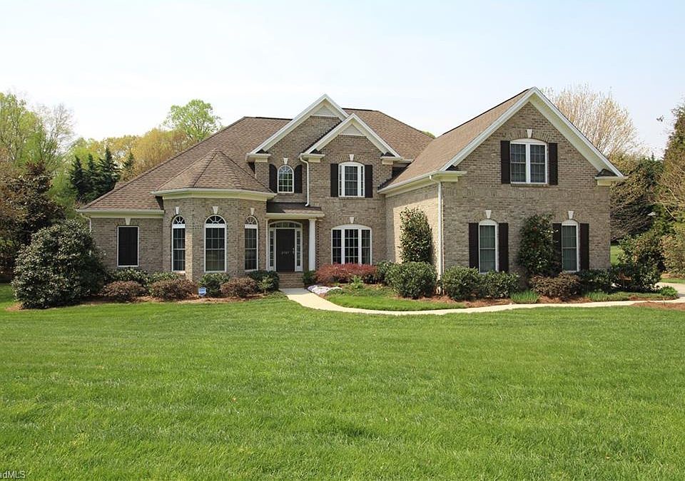 1st image of 2507 Hillsdale Forest Ct