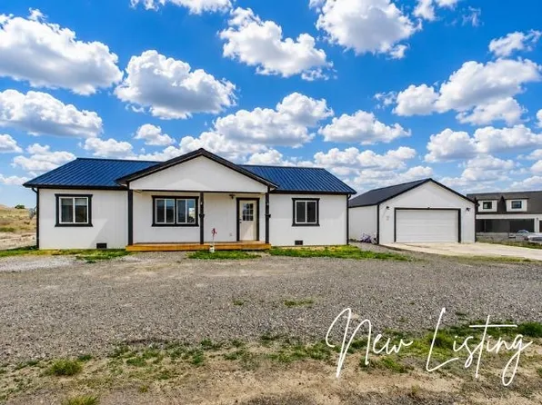 1133 Barrows Rd, Powell, WY 82435
