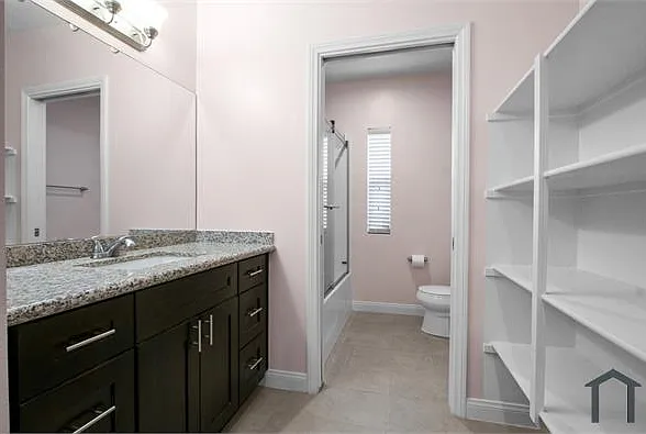 1452 S White Ave #5 — Photo 16