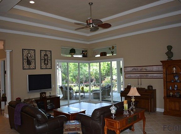 4th image of 20 N Park Ln