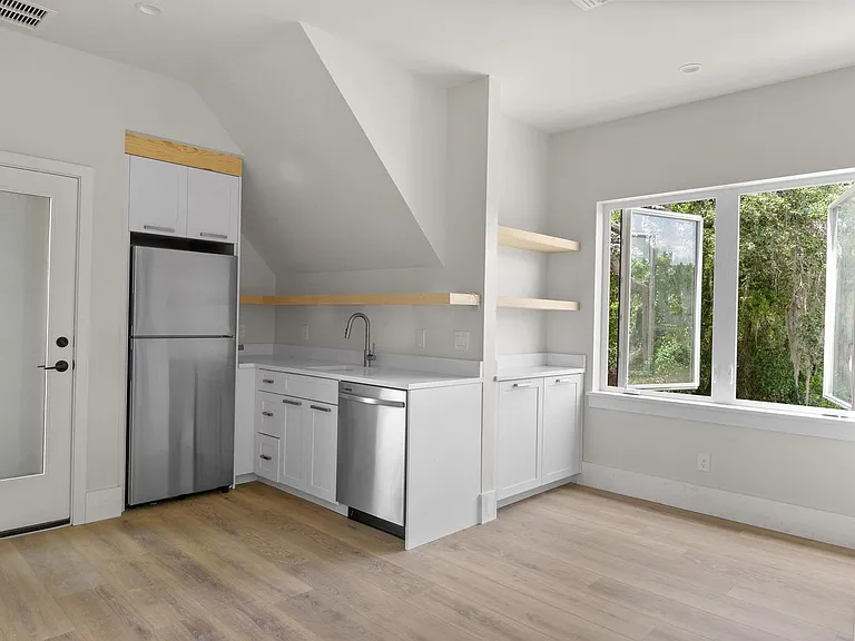 3222 Holliday Ave — Photo 11