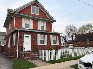 49 Flower Ave, Floral Park, NY 11001