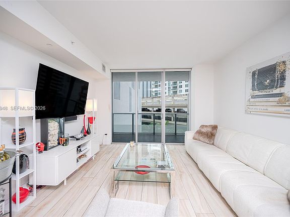 3rd image of 1300 Brickell Bay Dr APT 710