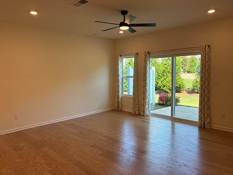 275 Harpers Run Ln — Photo 8