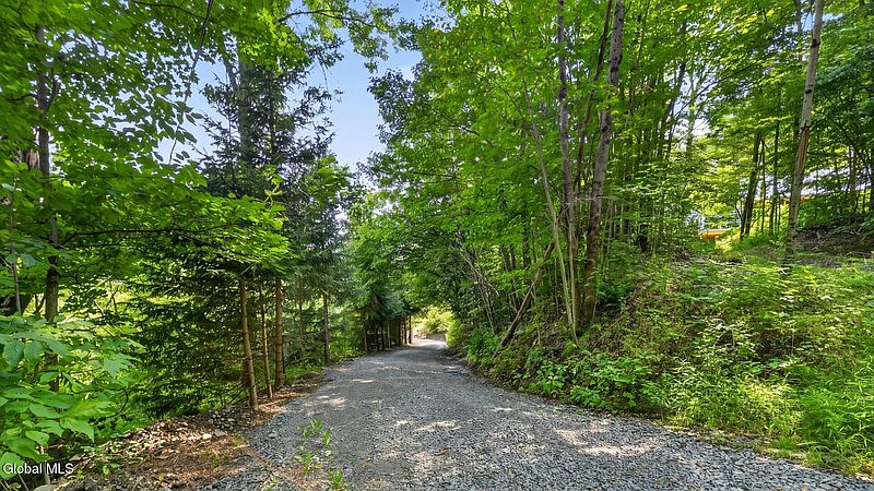 5th image of 149 Duck Farm Road