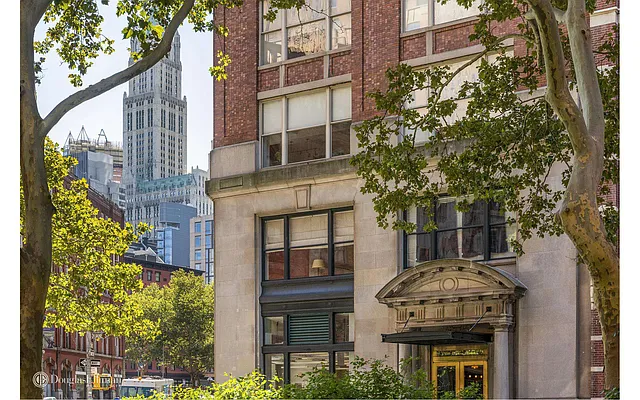 Sold by Douglas Elliman | media 17