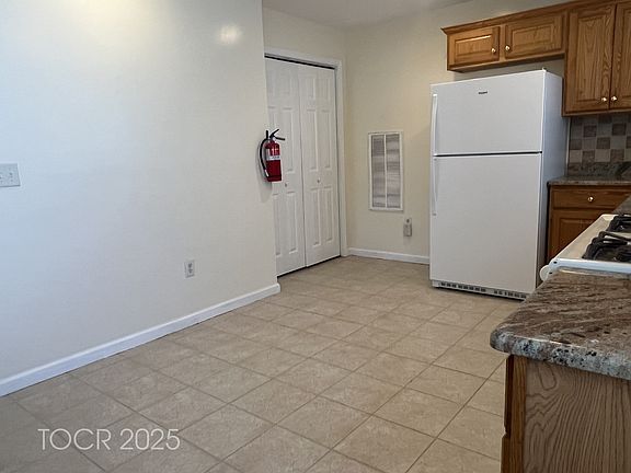 4th image of 346 River Dr Floor 1