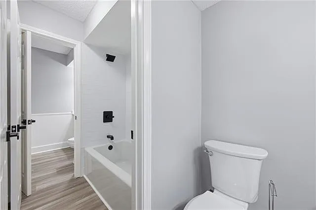 832L S Clearview Pkwy #415 — Photo 8