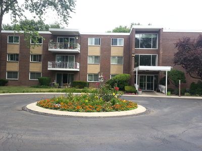 200 Deborah Ln APT 8C, Wheeling, IL, 60090