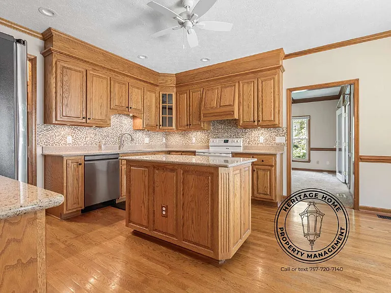 301 Patriot Way — Photo 4