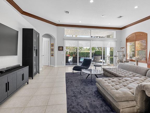 4th image of 7961 Trieste Place
