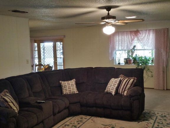 3rd image of 107 Bluegrass Dr