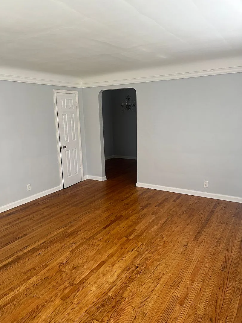 1740 Marquette Ave. — Photo 3