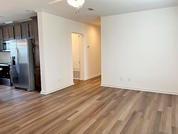 4th image of 3700 Palm Valley Cir #Mmef92