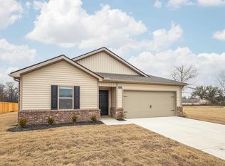 4510 Royster Creek Dr N, Millington, TN 38053