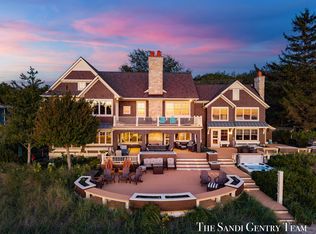 19201 N Shore Dr, Spring Lake, MI 49456