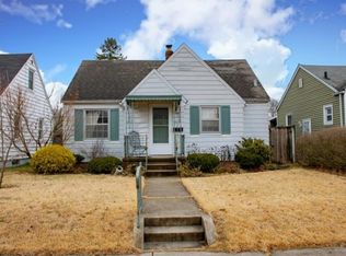 2150 Parkview Pl, South Bend, IN 46616