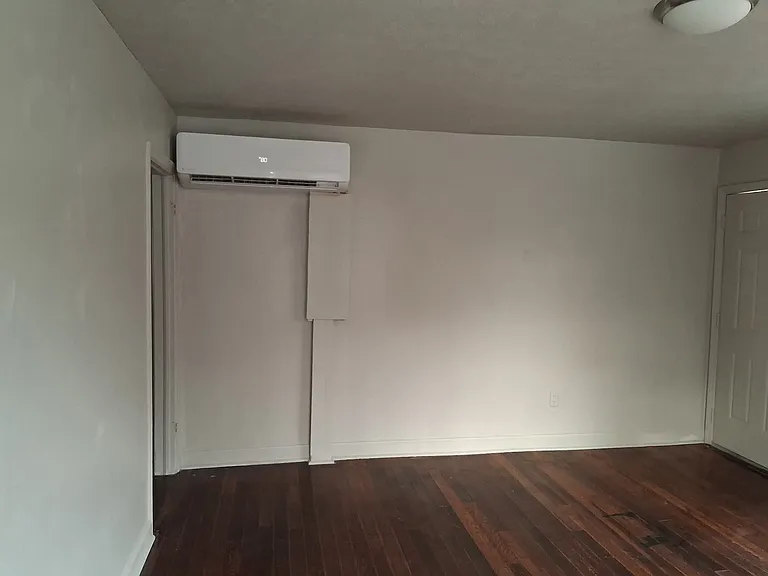 223 Carson Ln #223 — Photo 9
