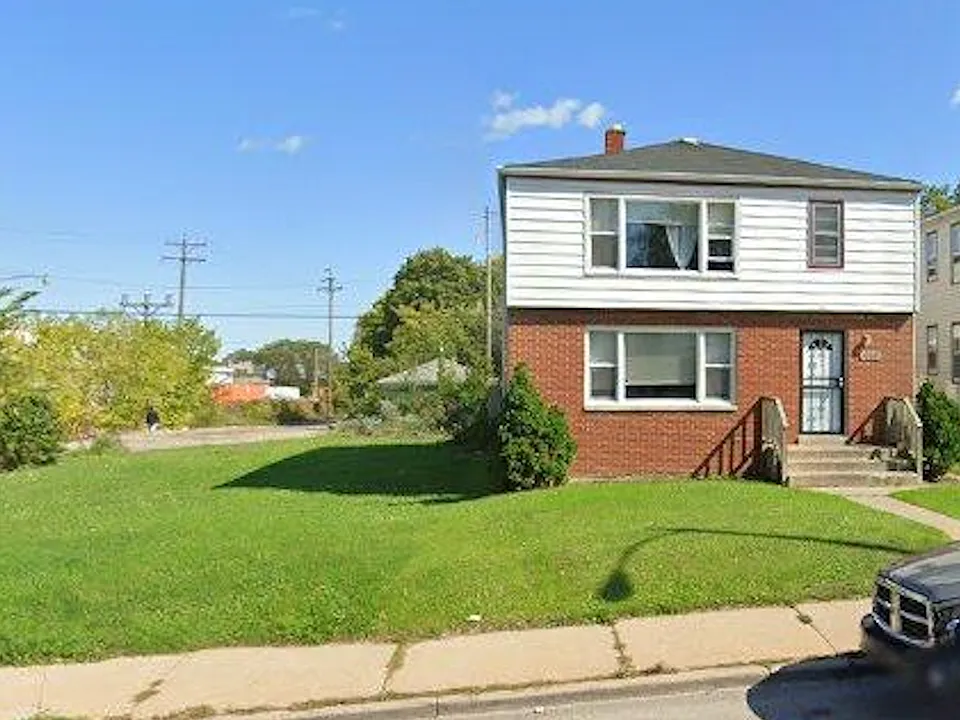 3266-3268 N 35th St