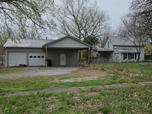 202 N Lincoln Avenue, Monett, MO 65708