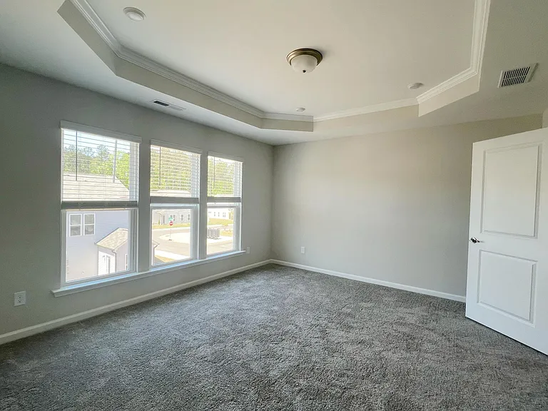 1502 Smoky Mountain St — Photo 9