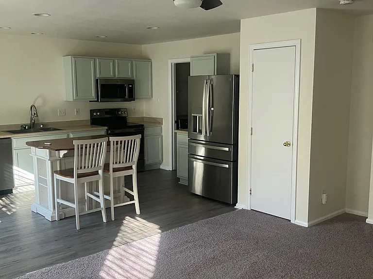 5396 S Picadilly Ct — Photo 4