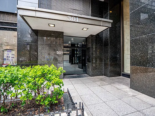 Sold by Berkshire Hathaway HomeServices New York Properties | media 15